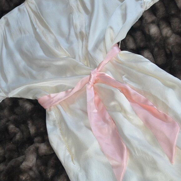 Rare Vintage 2005 Victoria’s Secret 100% Silk Robe IVORY XS SMALL Full Length - Picture 8 of 11